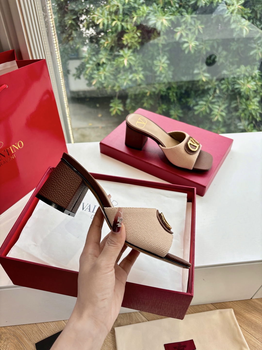 VALENTINO 발렌티노 통굽 샌들 슬리퍼 신발