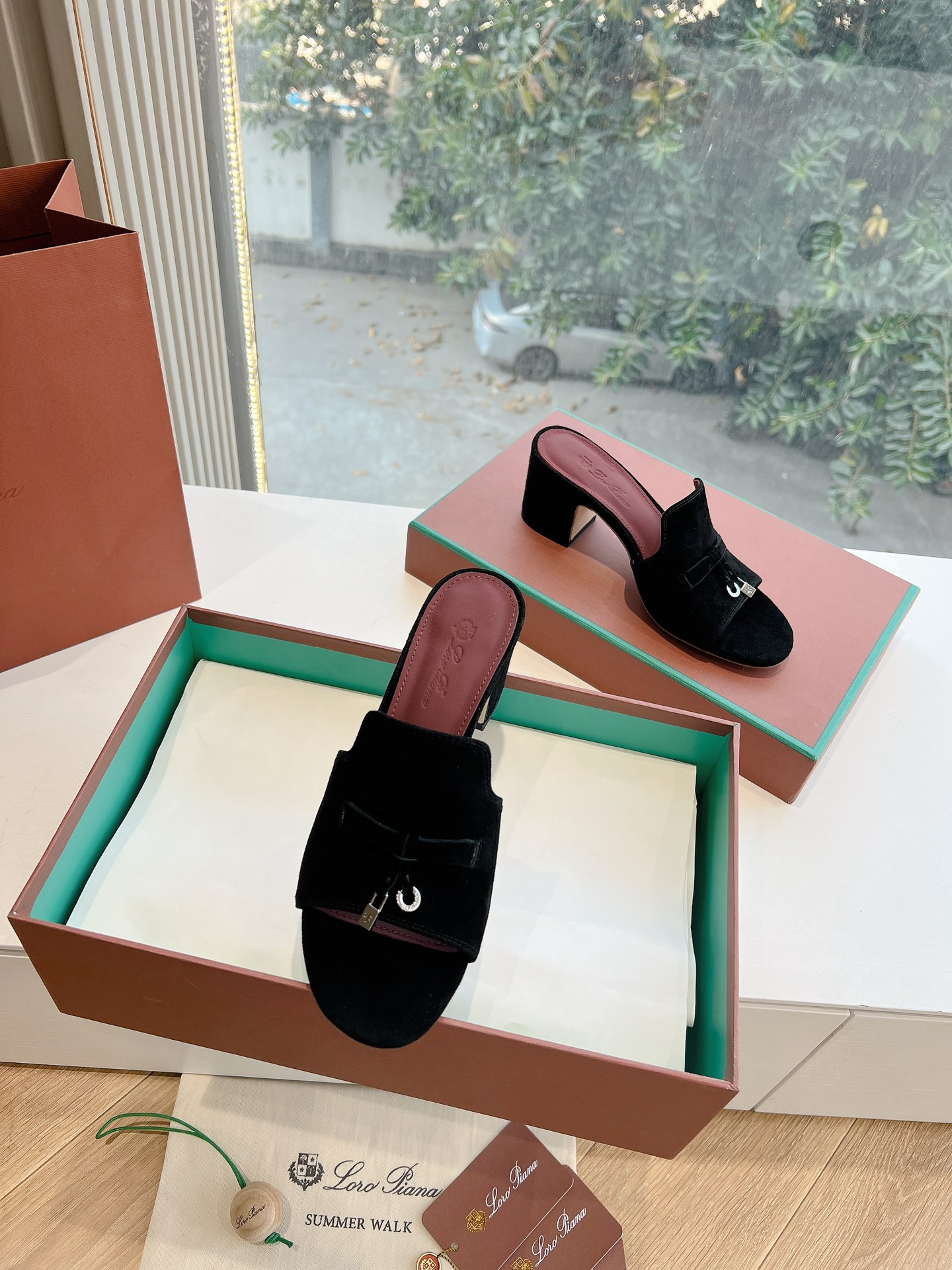 Loro Piana LP 로로피아나 통굽 태슬 플랫 슬리퍼 샌들 신발