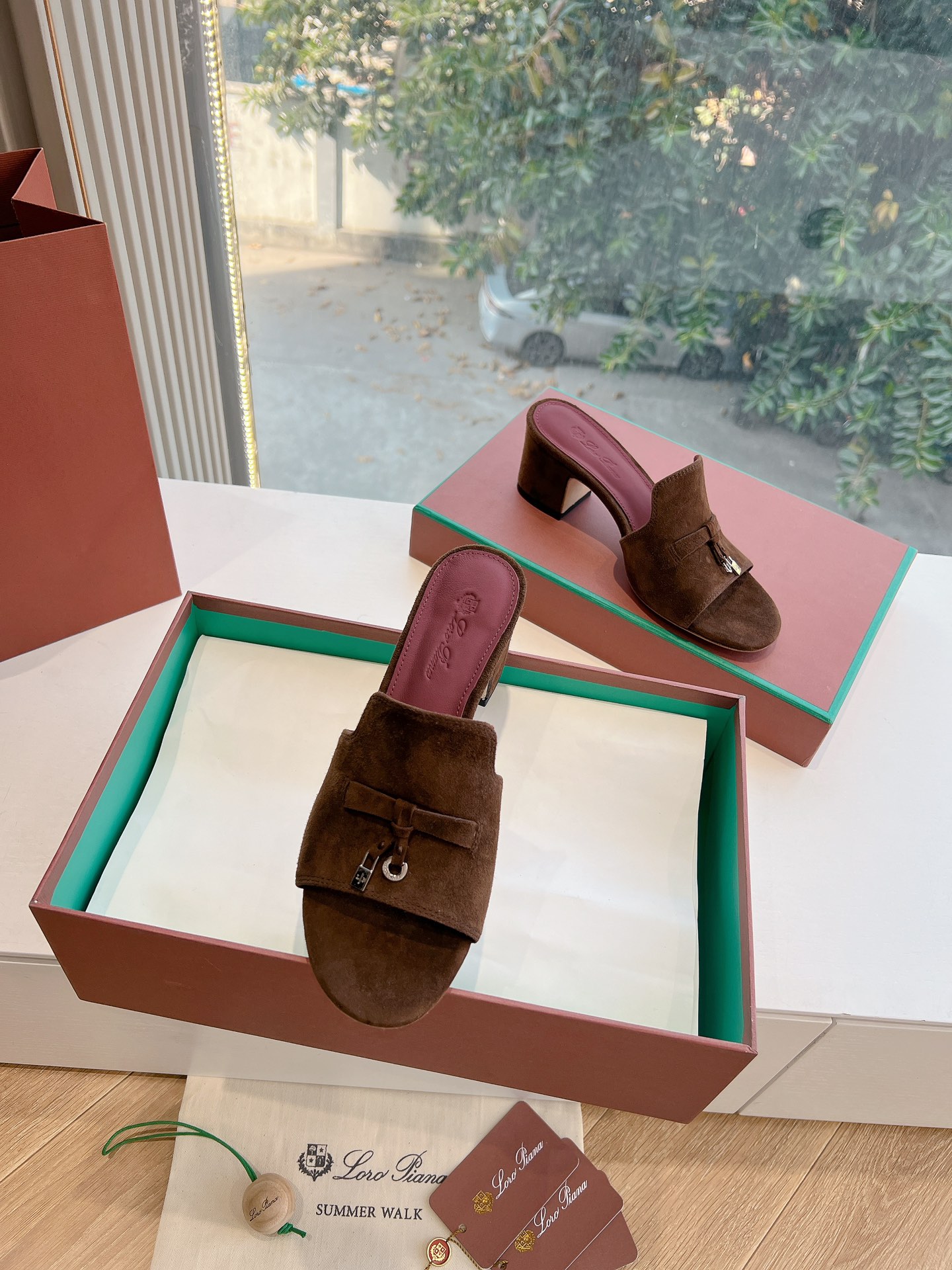 Loro Piana LP 로로피아나 통굽 태슬 플랫 슬리퍼 샌들 신발