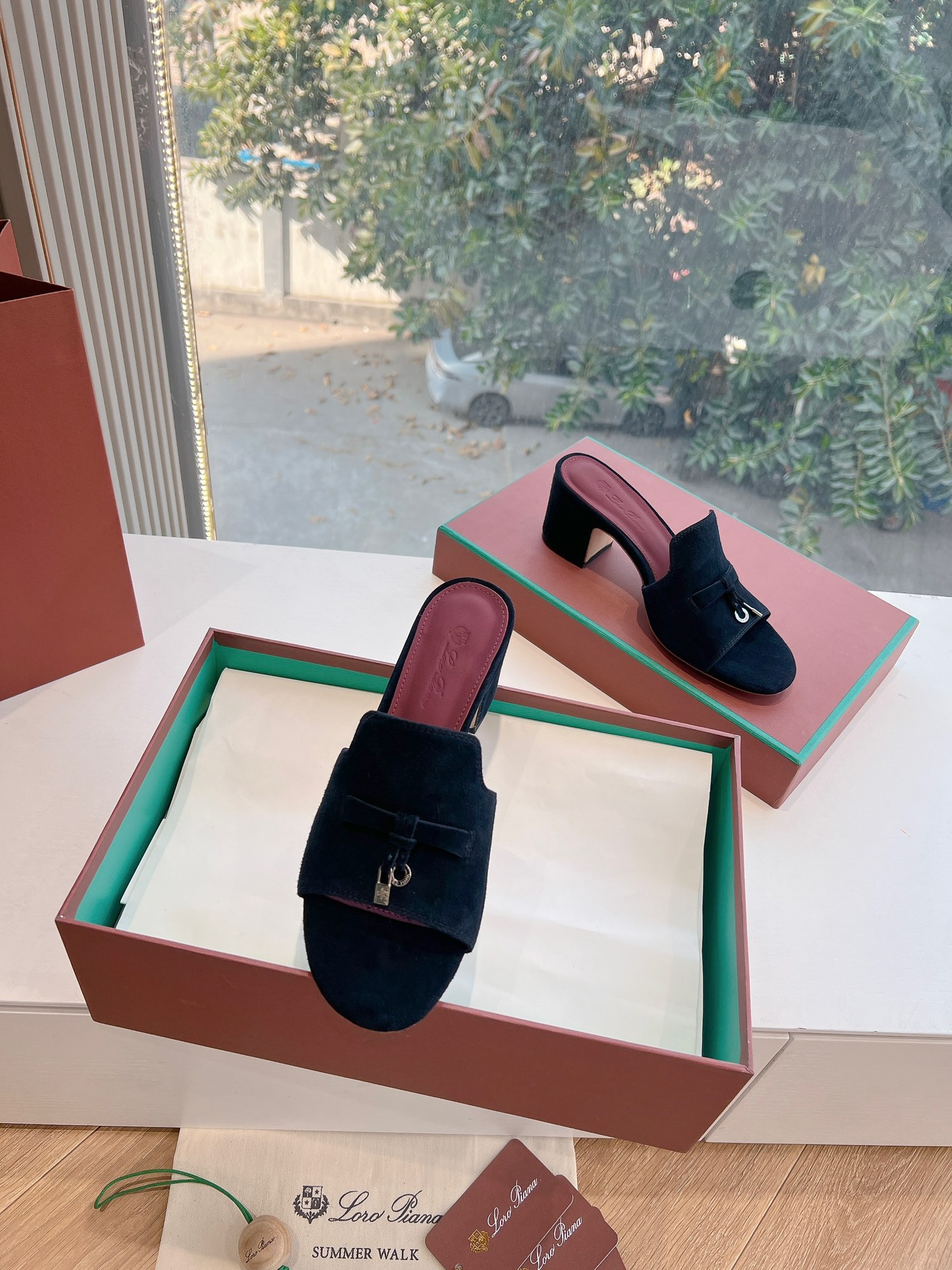 Loro Piana LP 로로피아나 통굽 태슬 플랫 슬리퍼 샌들 신발