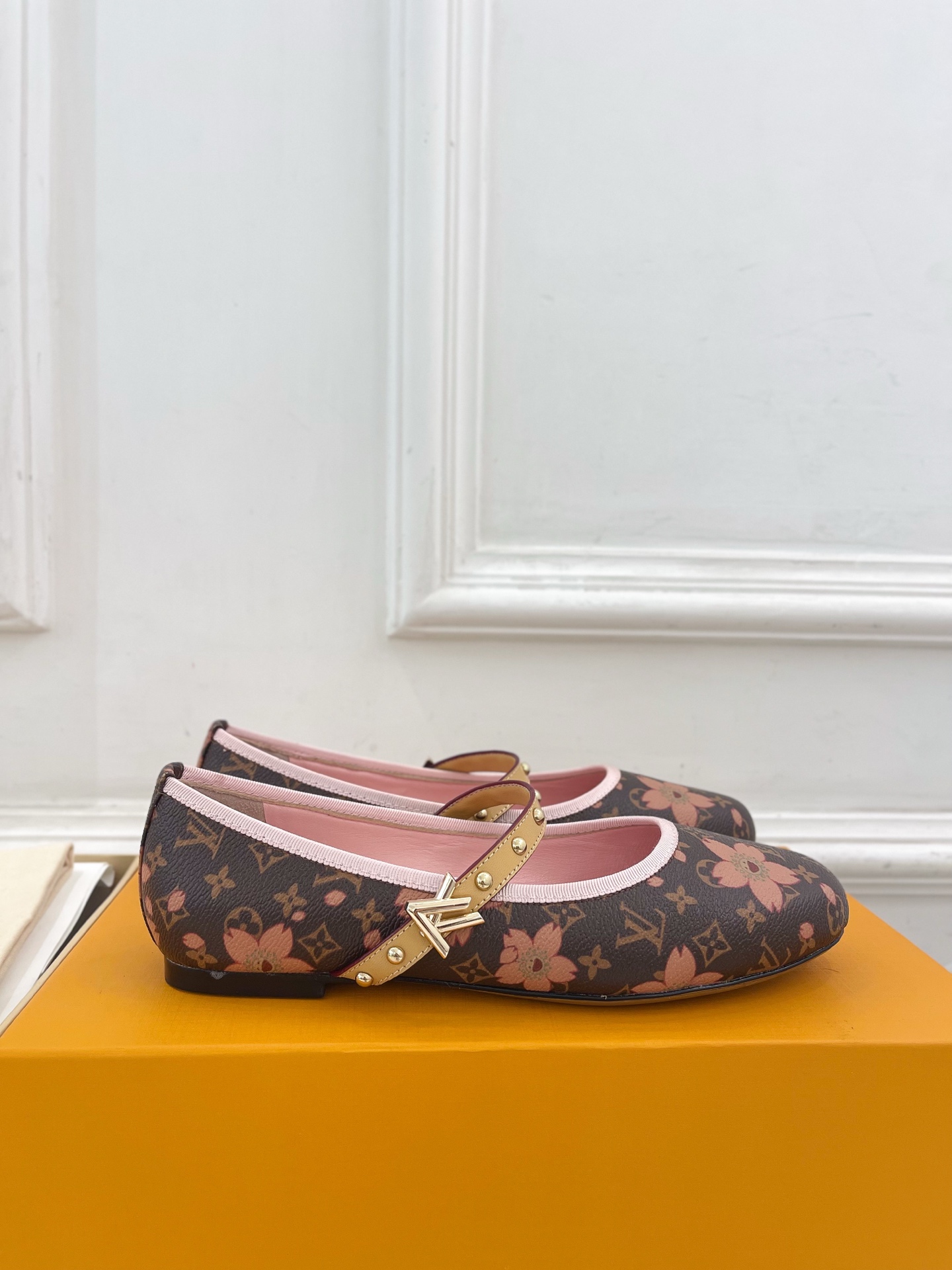 LV 루이비통 플랫 슈즈 신발