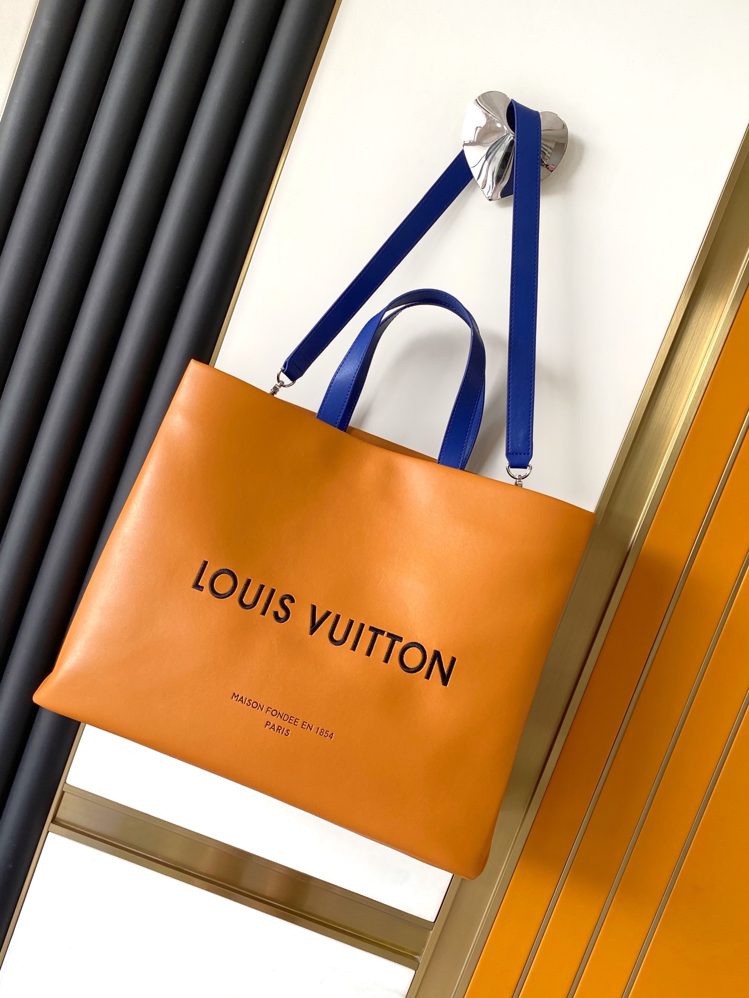 LV 루이비통 쇼퍼 미디엄 사이즈 토트백 가방