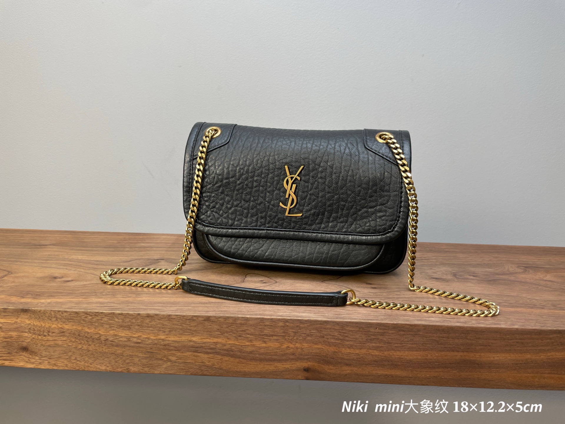 YSL 생로랑 Niki Mini 플랩 백 숄더백 가방