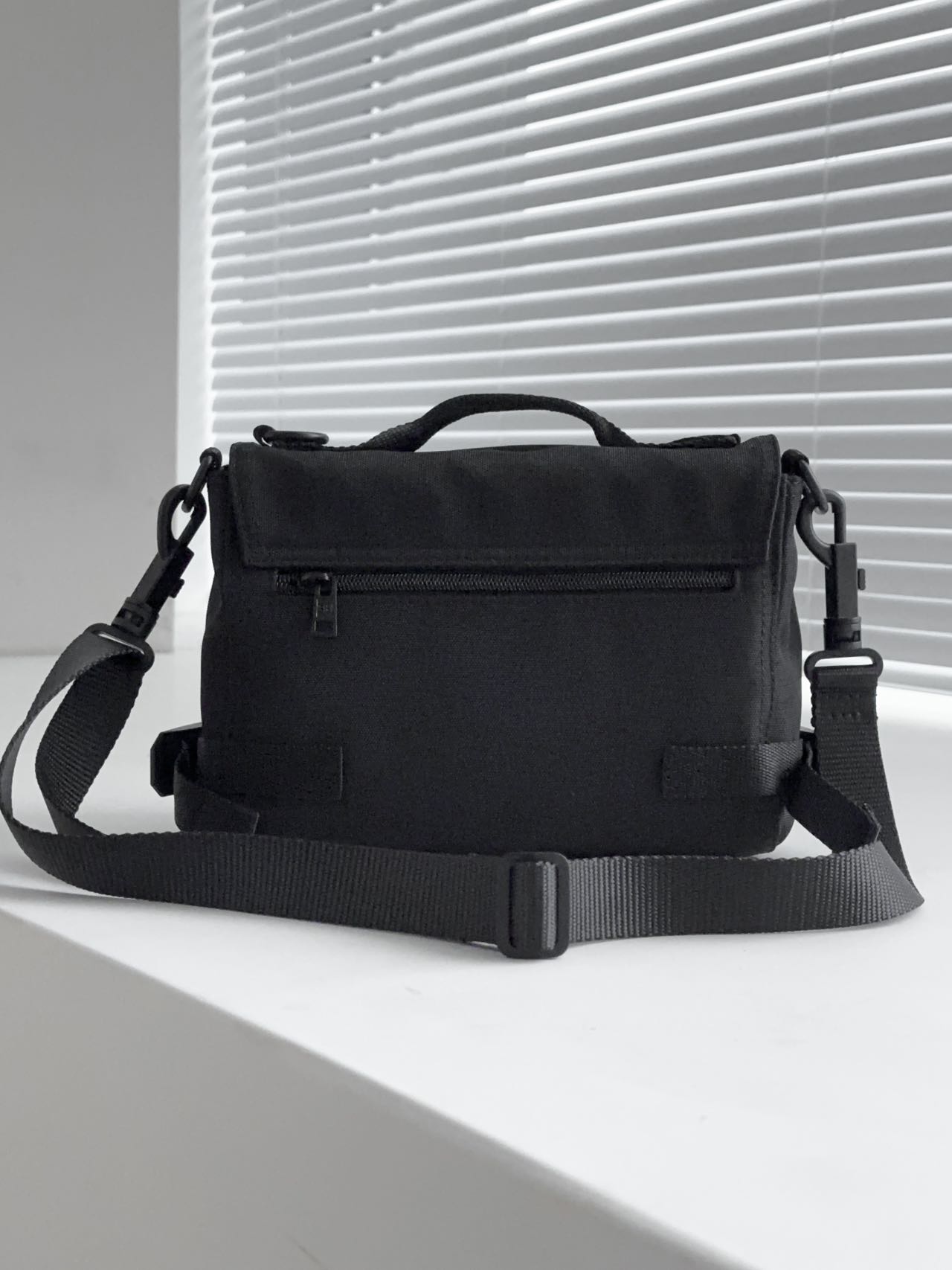 Balenciaga 발렌시아가 4.0 메신저백 크로스백 가방