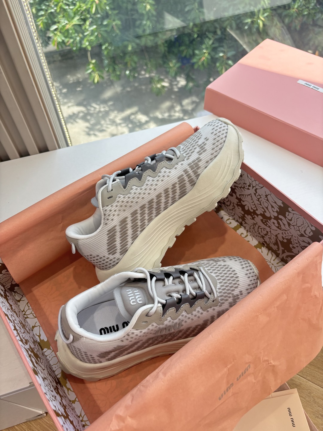 MiuMiu 미우미우 스니커즈 운동화 신발