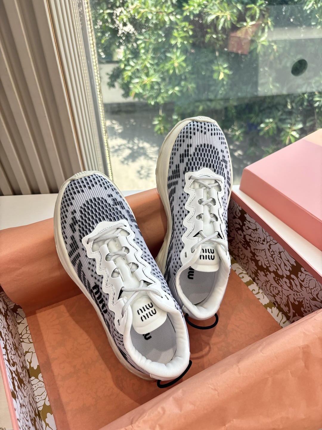 MiuMiu 미우미우 스니커즈 운동화 신발