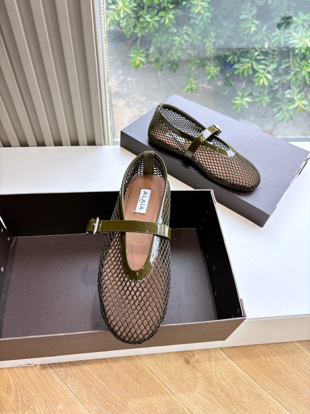 ALAIA 알라이아 뮬 샌들 (망사 발레 플랫) 신발