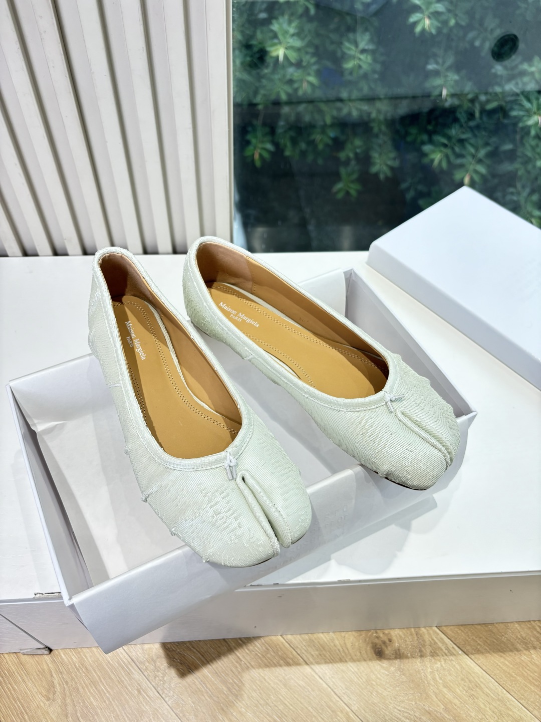 Maison Margiela 메종 마르지엘라 MM6 플랫 슈즈 신발