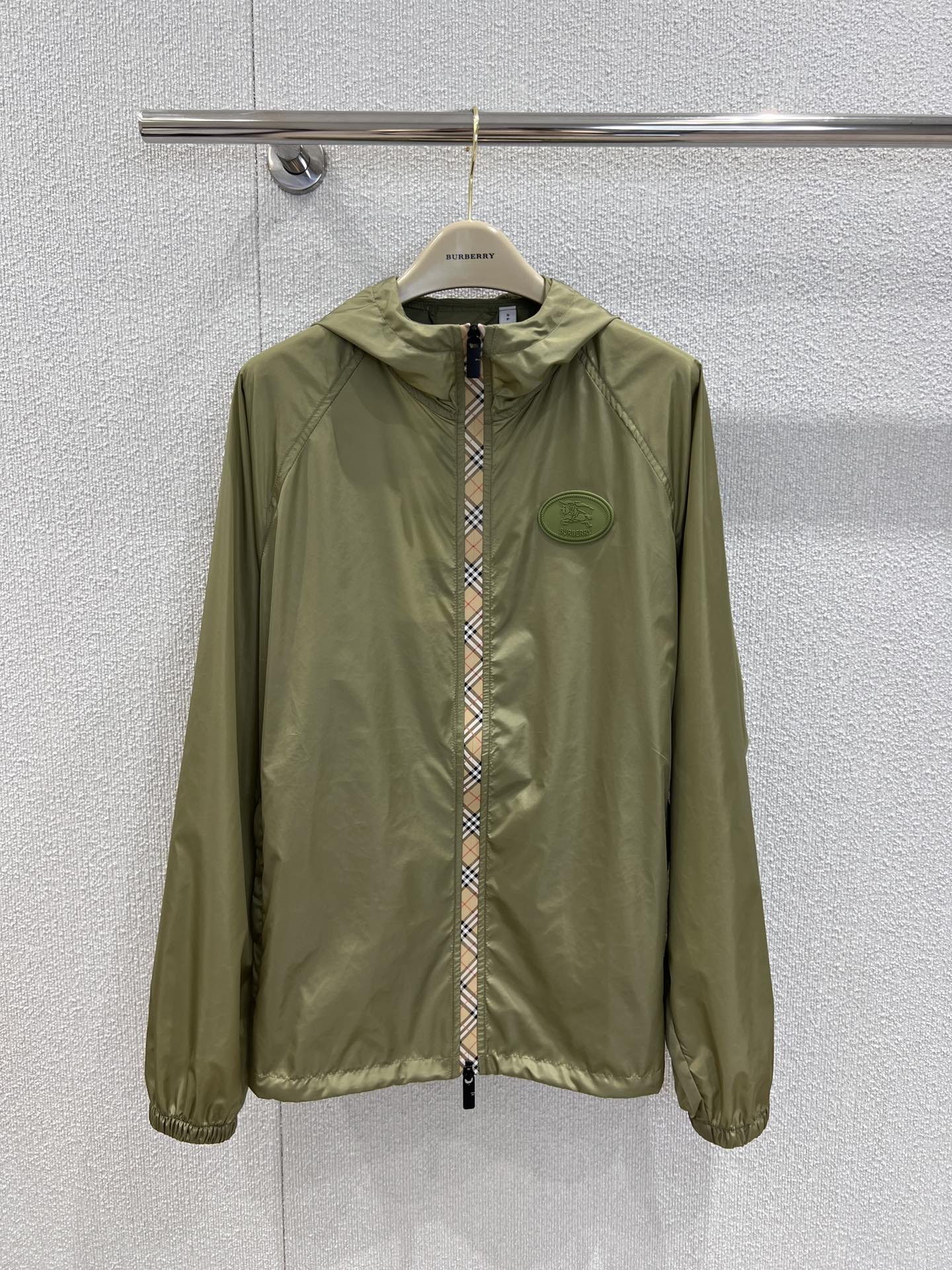 Burberry 버버리 후드 집업 점퍼 자켓 바람막이 의류
