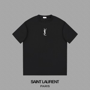 YSL 생로랑 반팔 티셔츠 의류