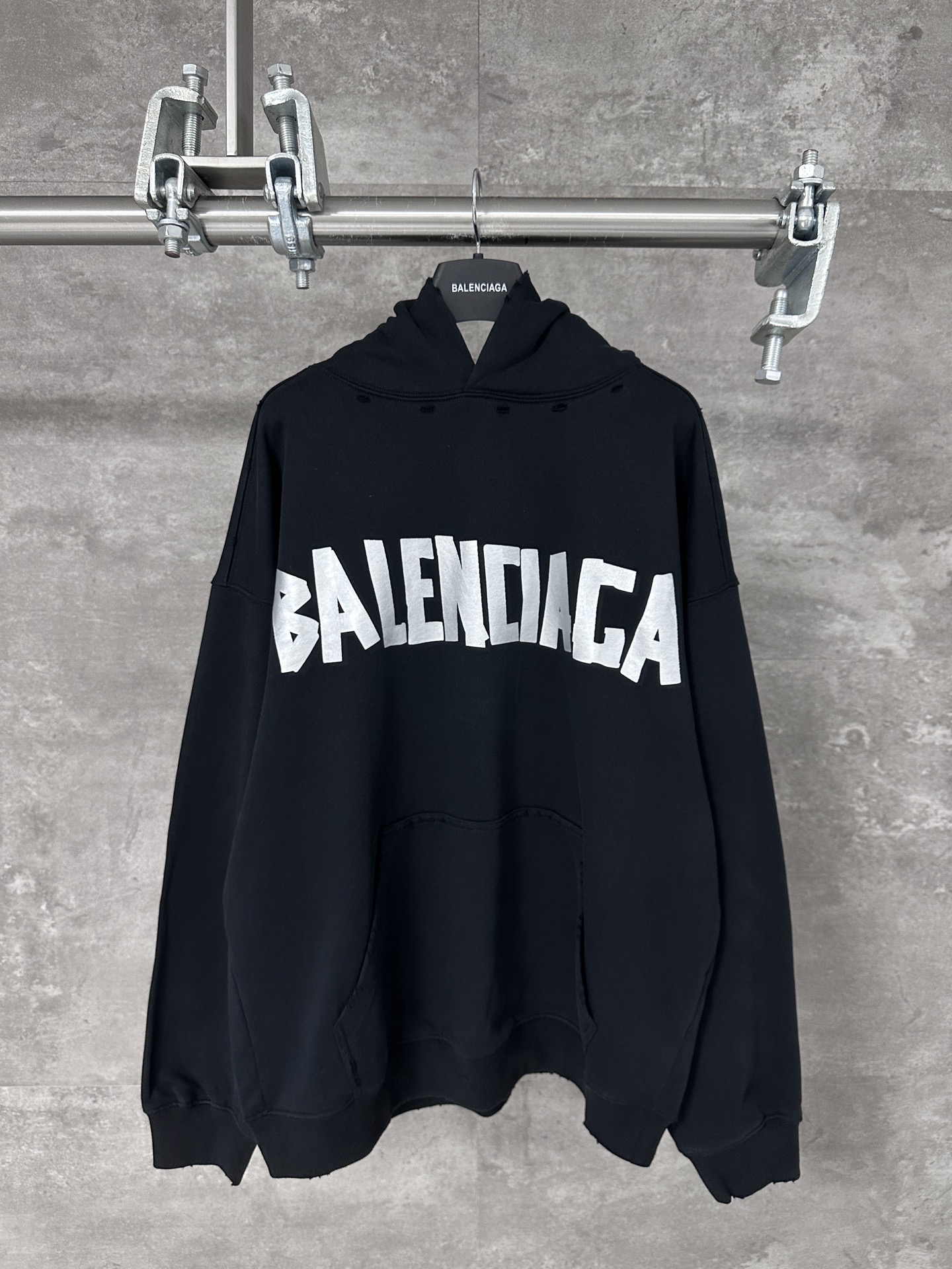 BALENCIAGA 발렌시아가 로고 후드티 의류