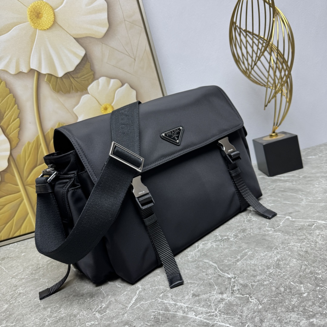 PRADA 프라다 라지 메신저백 크로스백 가방 2VD082