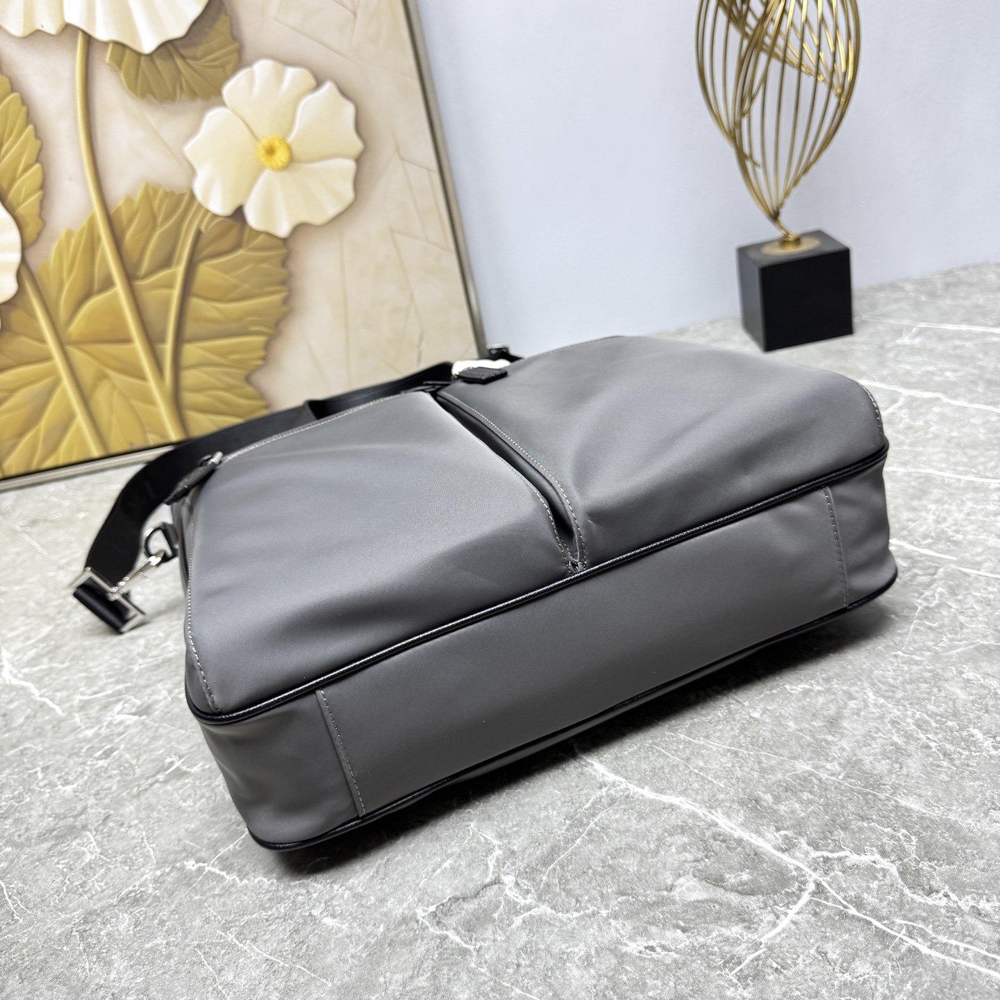 PRADA 프라다 남성백 2VG860 가방