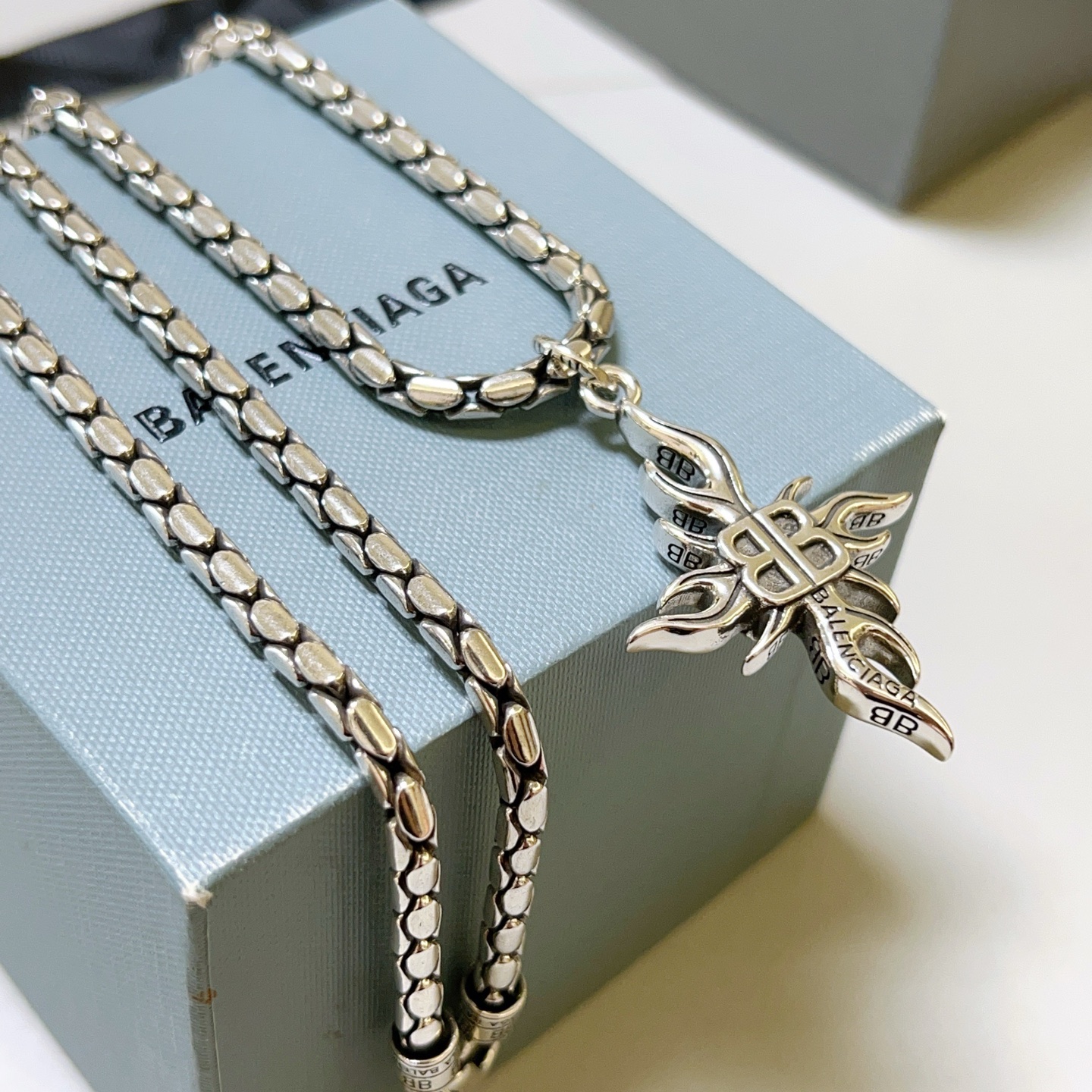 Balenciaga 발렌시아가 목걸이