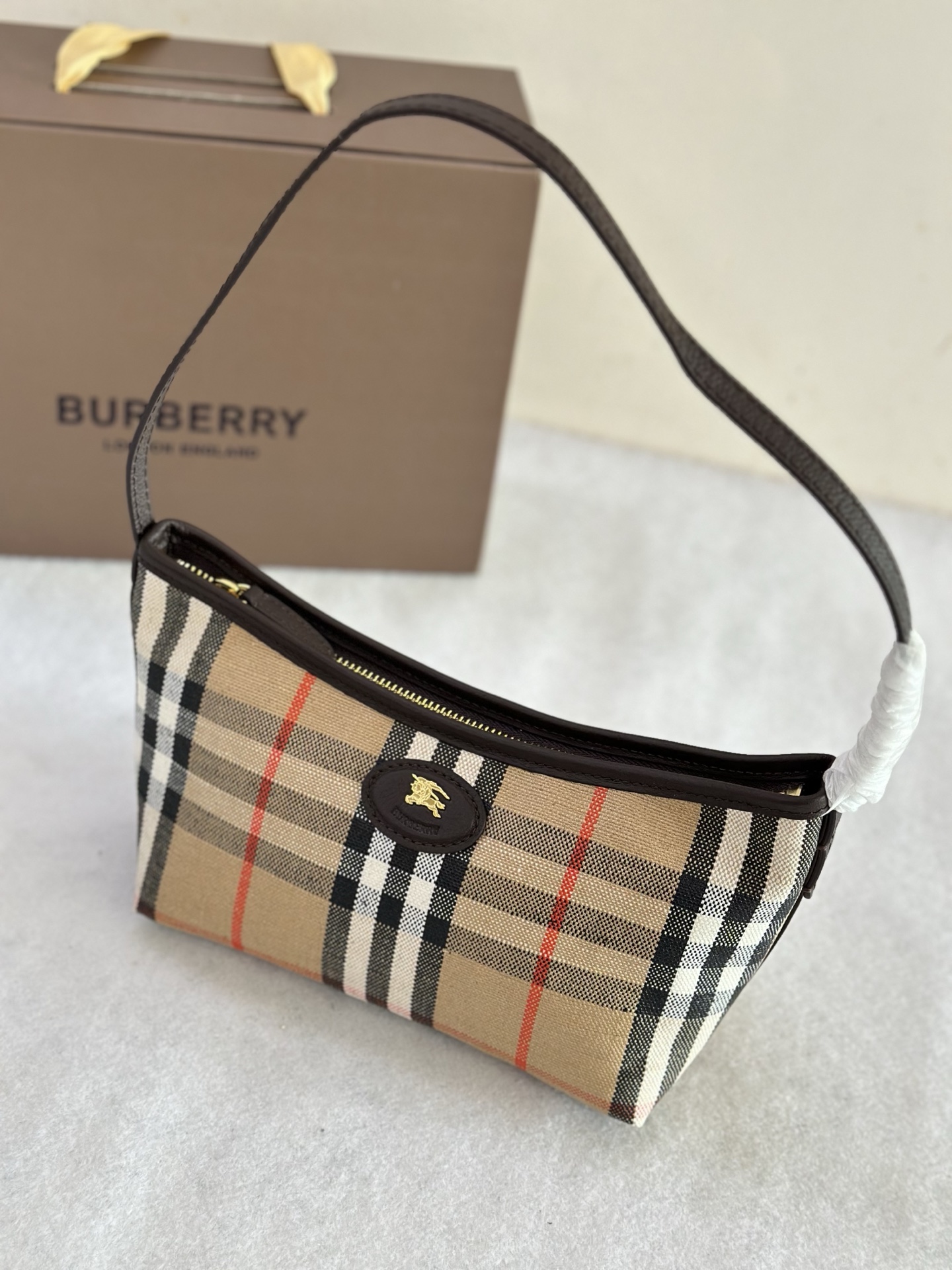 Burberry 버버리 Highlands 미니 숄더백 가방