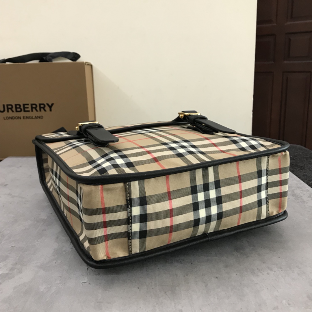 Burberry 버버리 체크 스쿨백 백팩 가방
