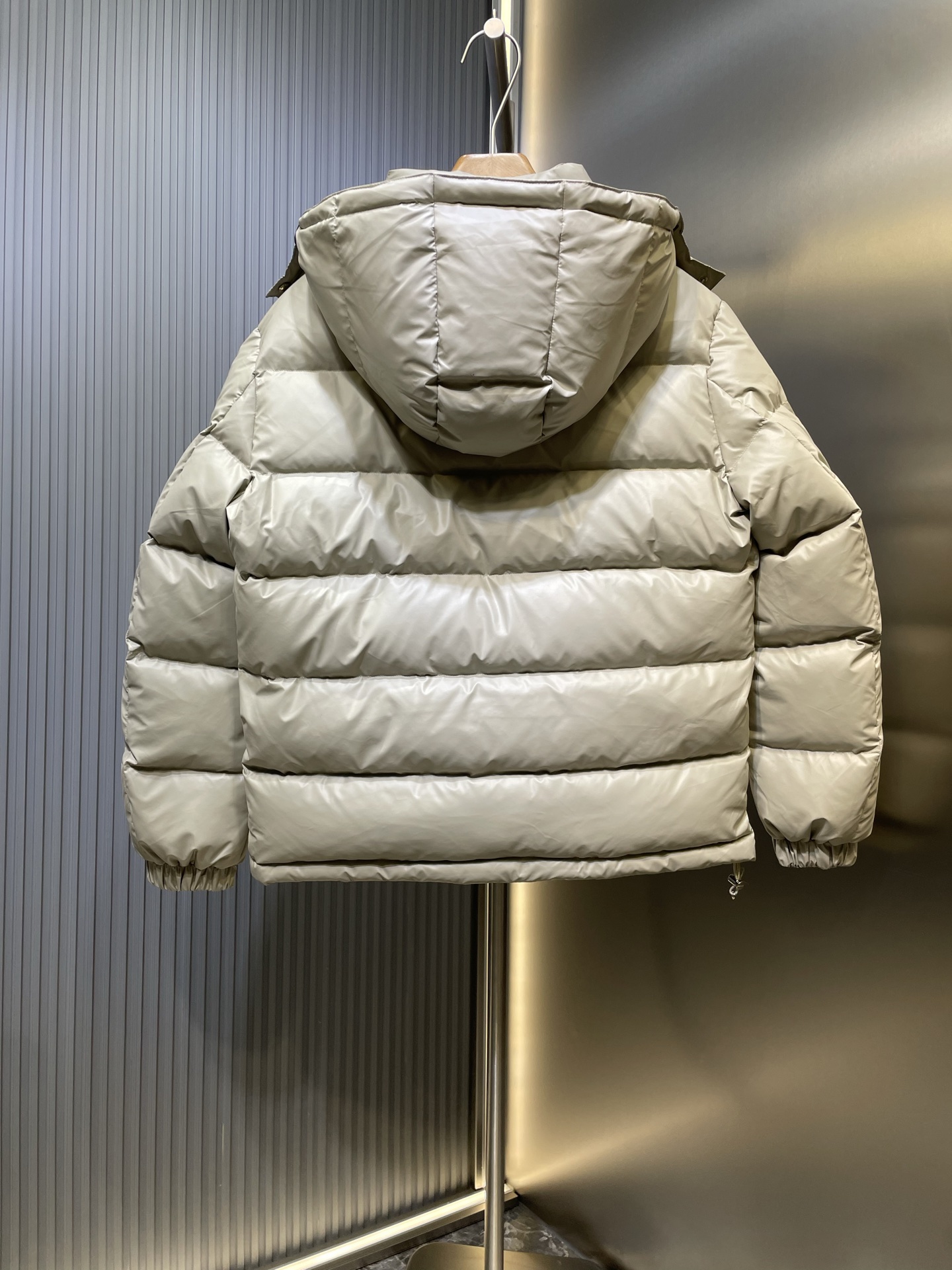 PRADA 프라다 다운 패딩 자켓 의류