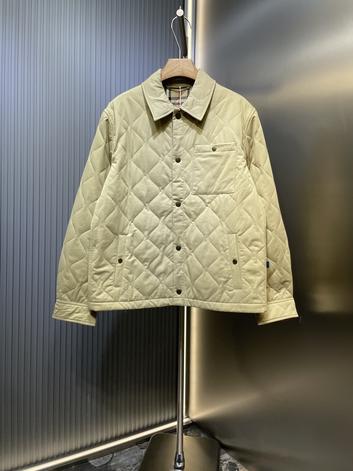 BURBERRY 버버리 퀼팅 가버딘 셔츠형 재킷 자켓 의류