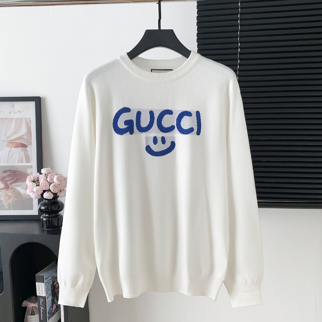 GUCCI 구찌 스마일 라운드넥 니트 의류
