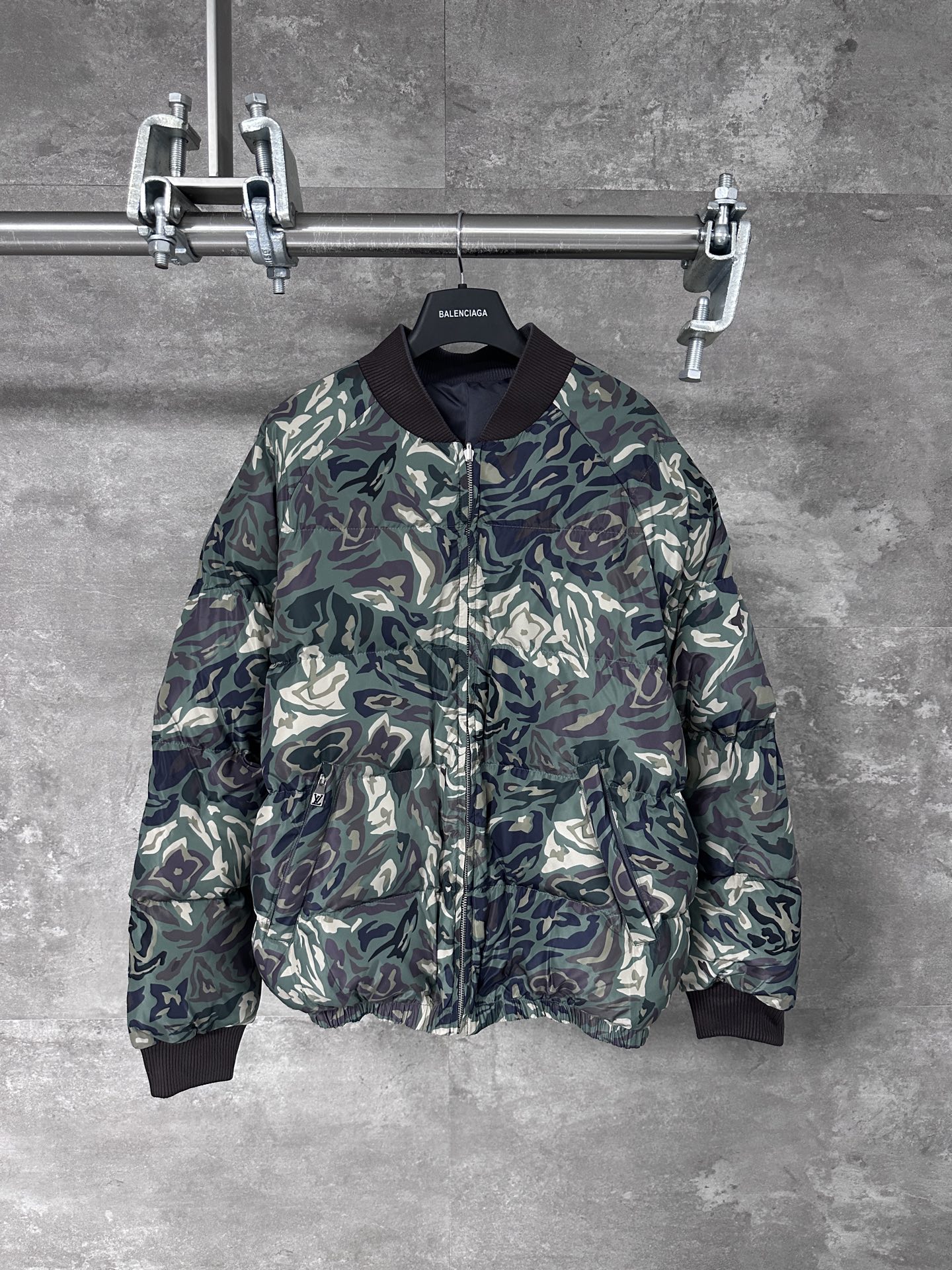 Louis Vuitton LV 루이비통 양면 패딩 점퍼 자켓 재킷 의류