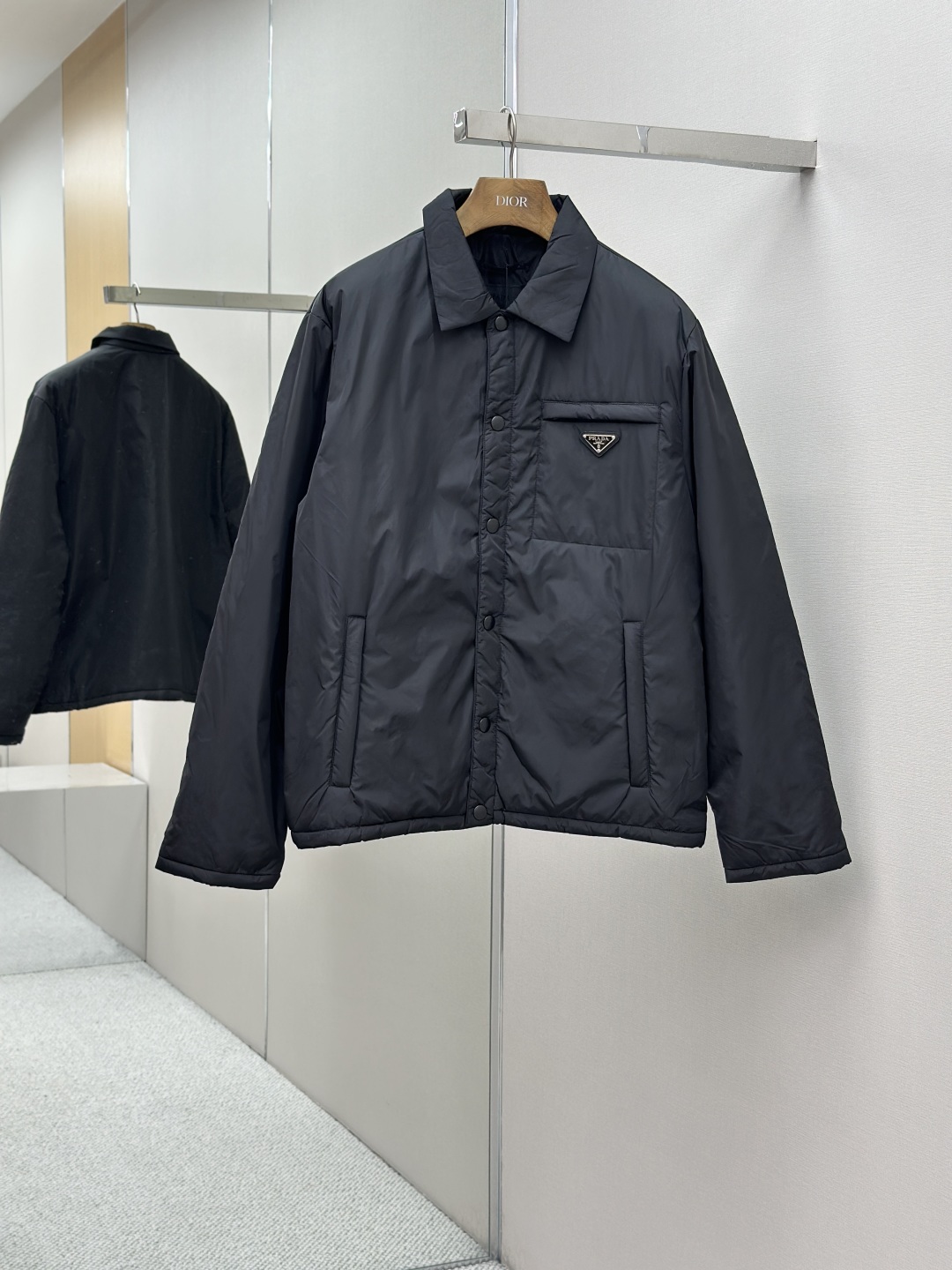 PRADA 프라다 신상 경량 패딩 자켓 재킷 의류