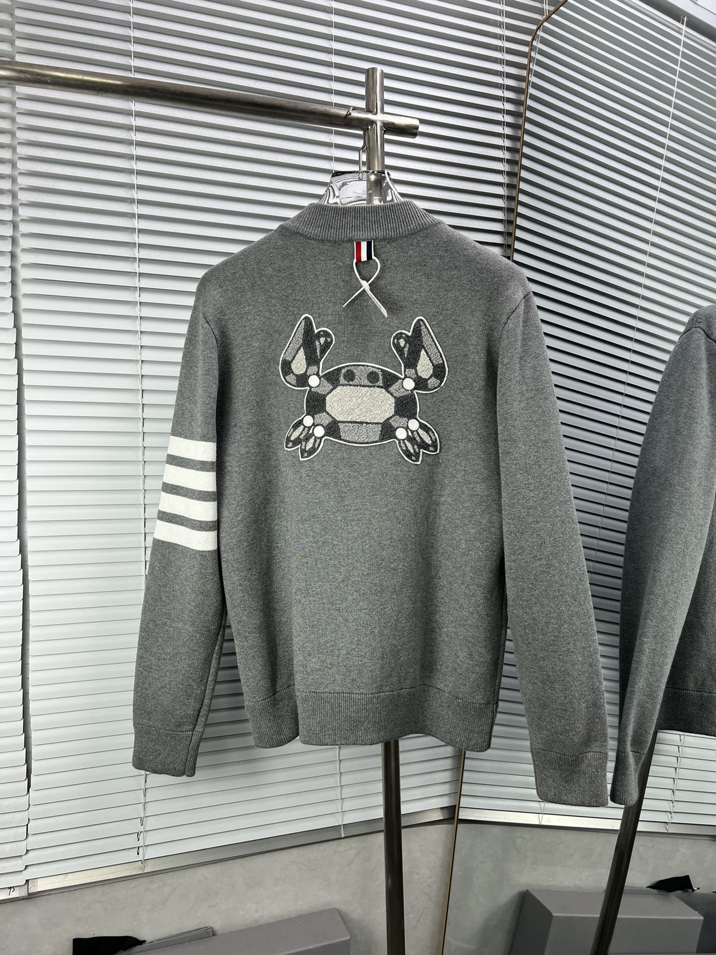 Thom Browne 톰브라운 자수 집업 자켓 재킷 의류