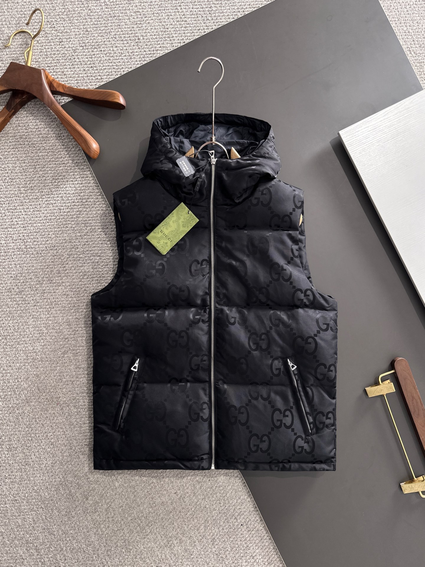 GUCCI 구찌 클래식 다운 베스트 패딩 조끼 의류