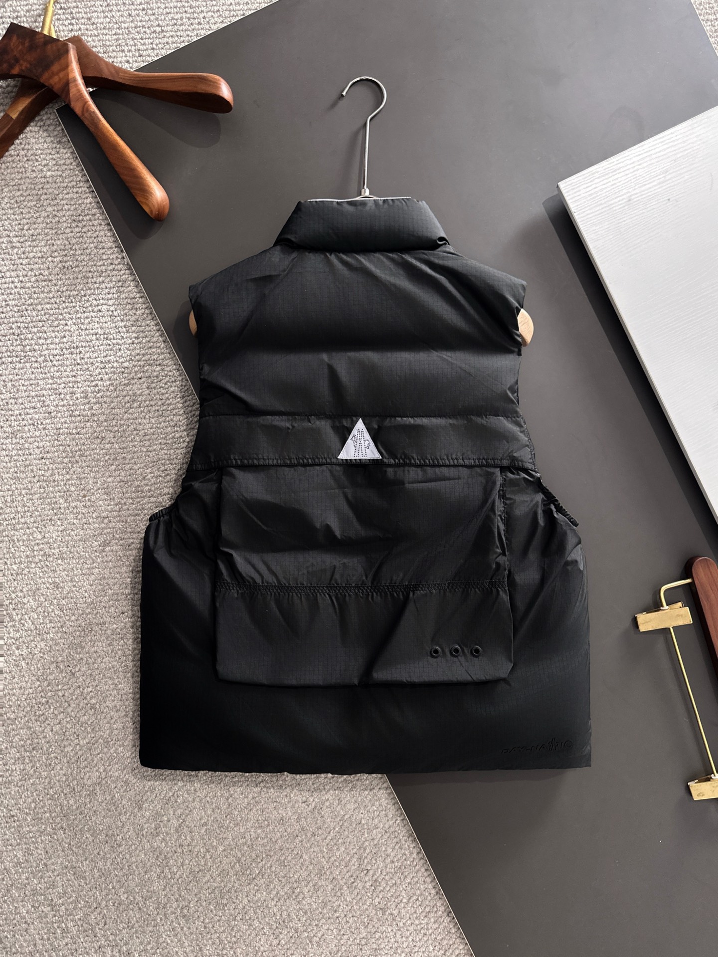 MONCLER 몽클레어 몽클레르 다포켓 베스트 패딩 조끼 의류