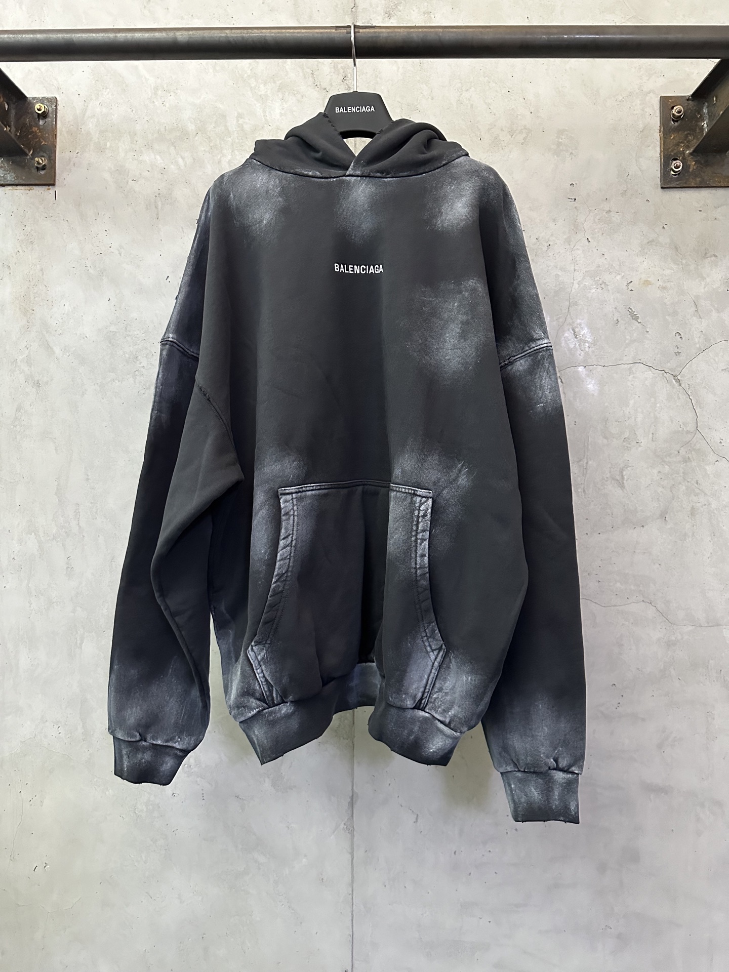 Balenciaga 발렌시아가 로고 자수 후드티 의류
