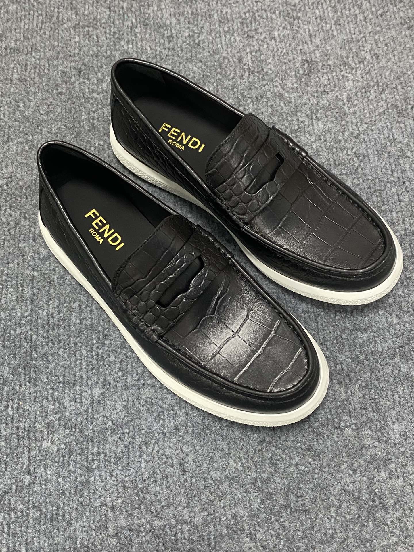 FENDI 펜디 밀라노 패션쇼 로퍼 구두 신발