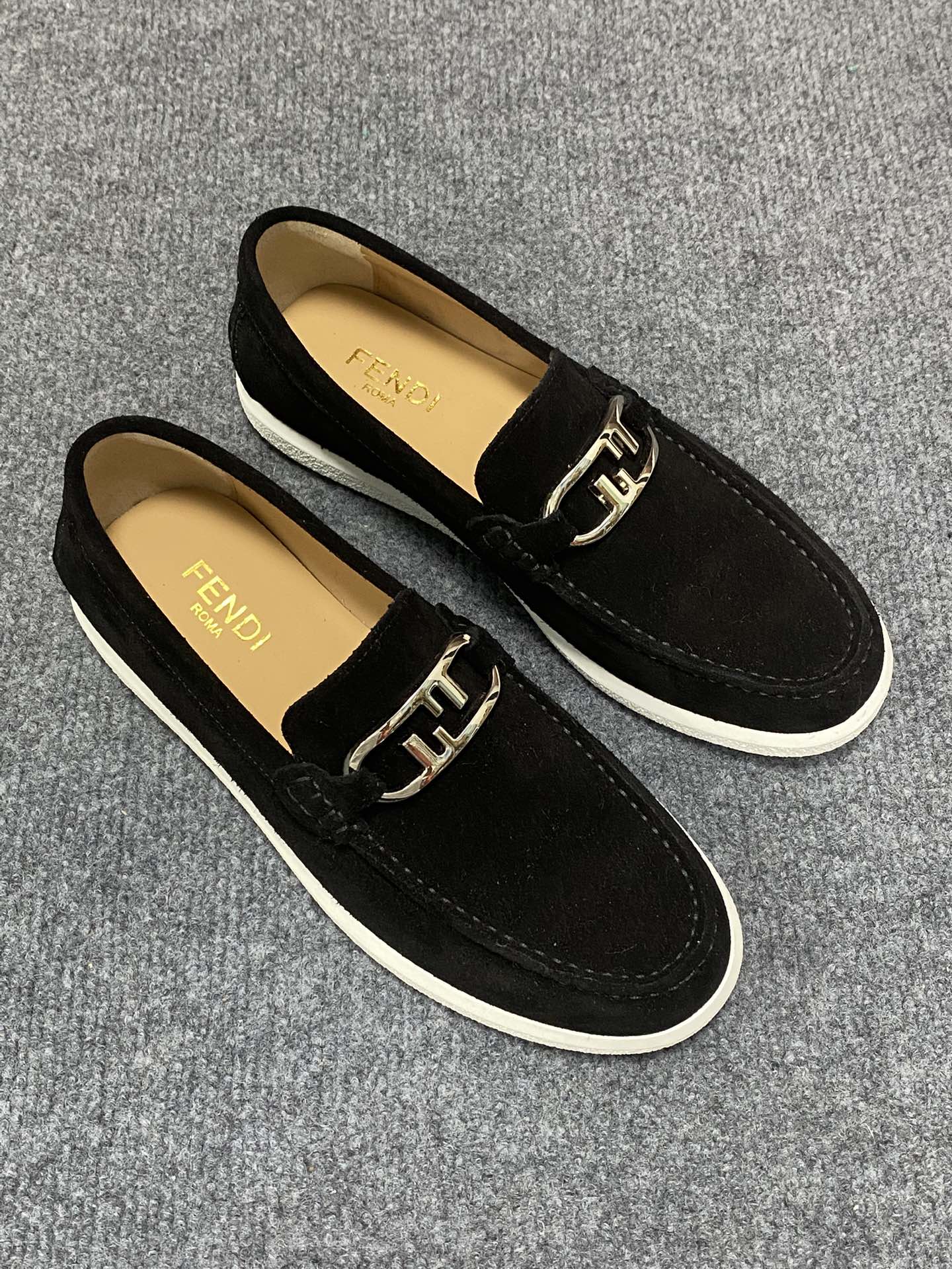 FENDI 펜디 밀라노 패션쇼 로퍼 구두 신발