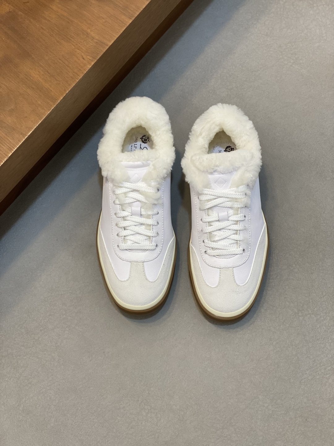 Loro Piana LP 로로피아나 남성 클래식 울 스니커즈 신발