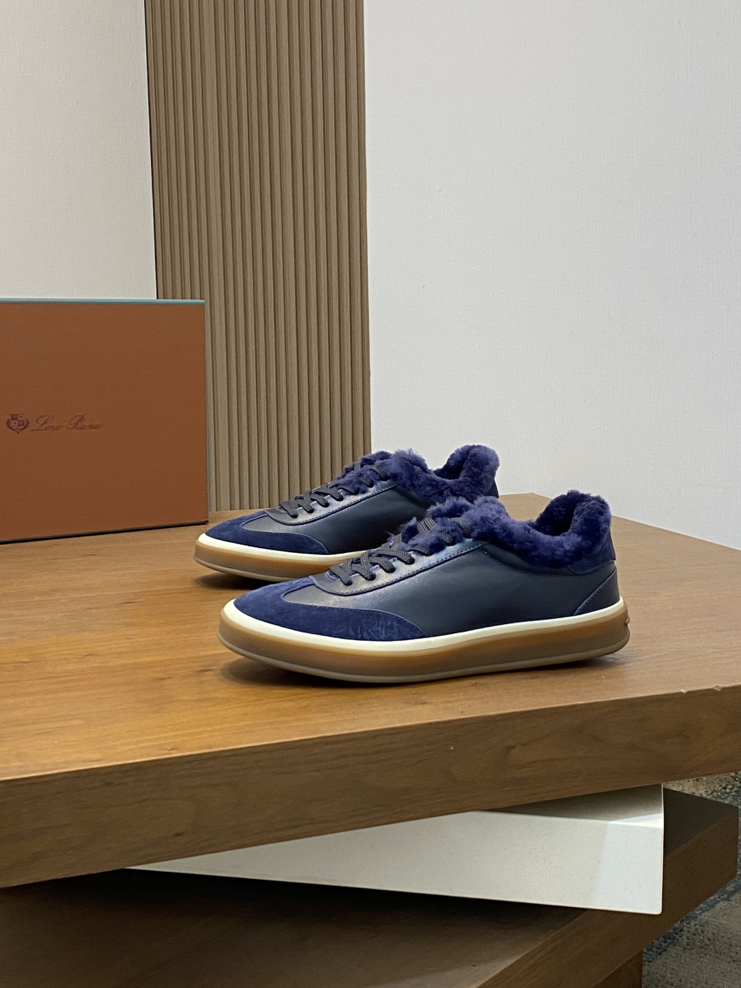 Loro Piana LP 로로피아나 남성 클래식 울 스니커즈 신발