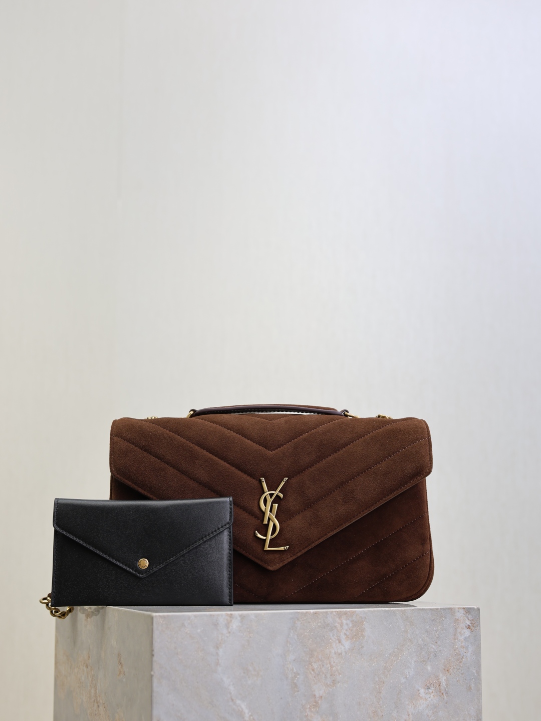 YSL LouLou 생로랑 숄더백 라지백 가방 (스웨이드 버전·29cm)