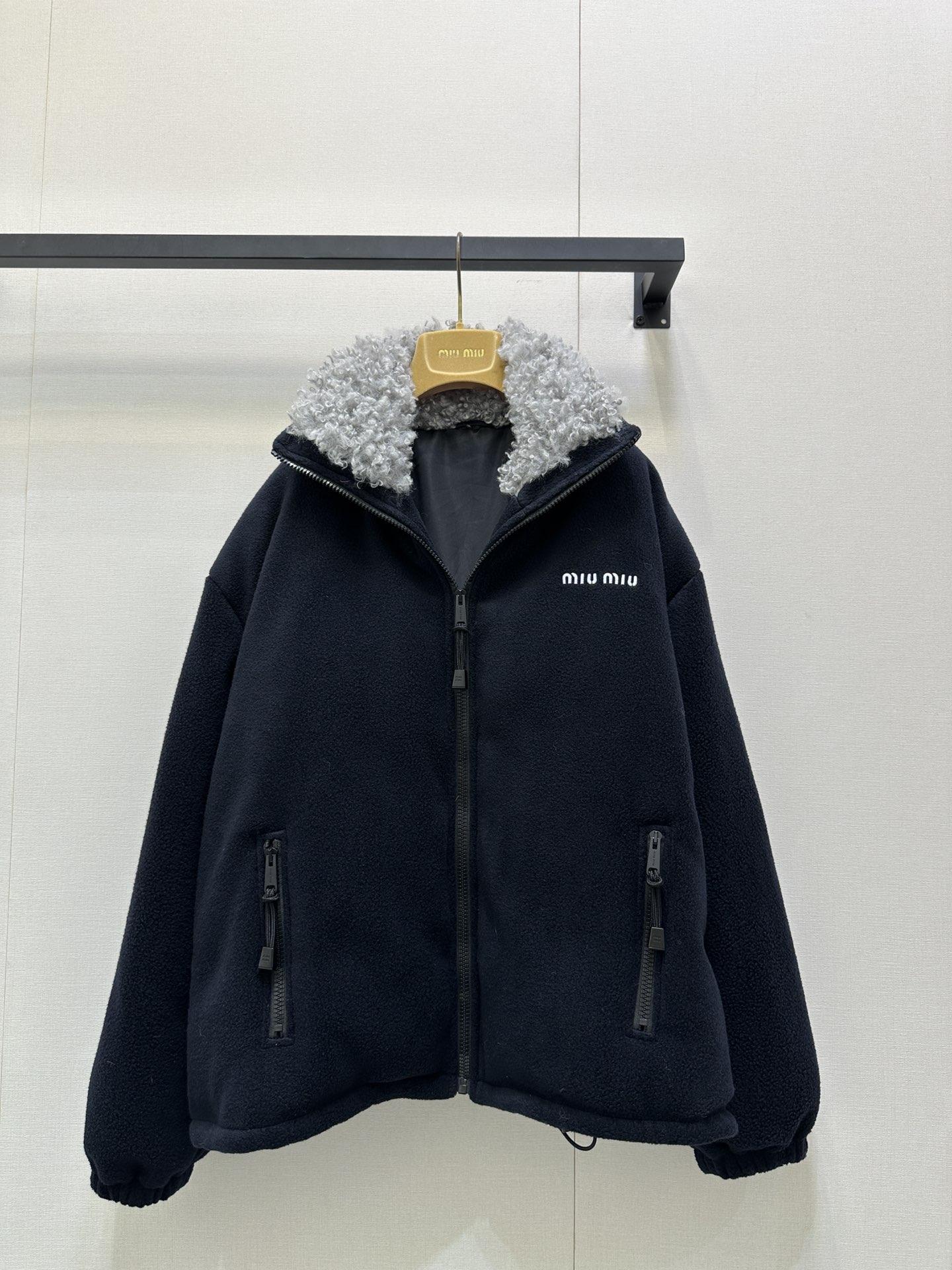 MiuMiu 미우미우 양털 후드 집업 자켓 재킷 의류