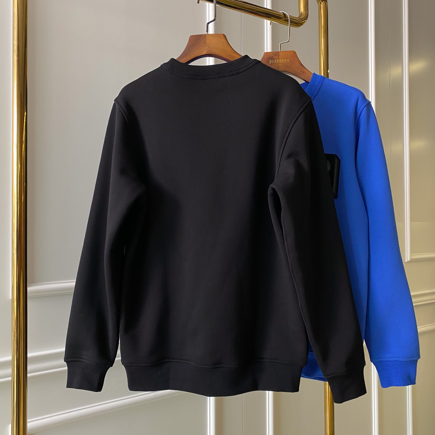 Burberry BBR 버버리 알파벳 패치 코튼 혼방 맨투맨 티셔츠 의류