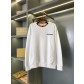 Burberry BBR 버버리 마이크로 로고 체크 패치 코튼 크루넥 스웨트셔츠 맨투맨 티셔츠 의류
