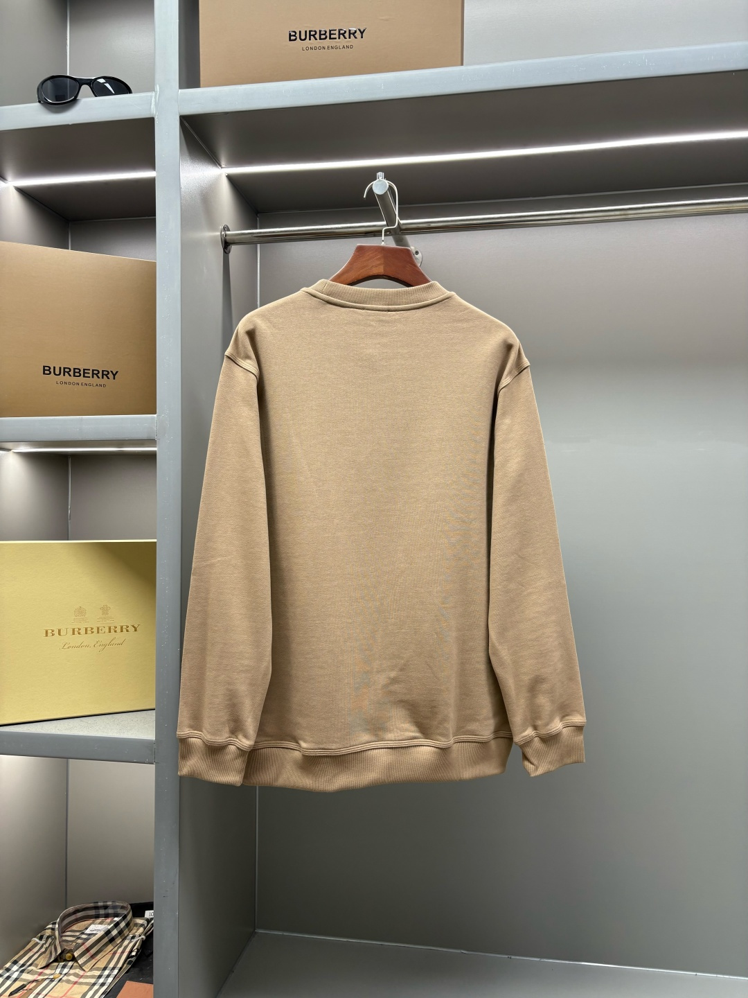 Burberry 버버리 체크 전마 자수 크루넥 맨투맨 티셔츠 의류