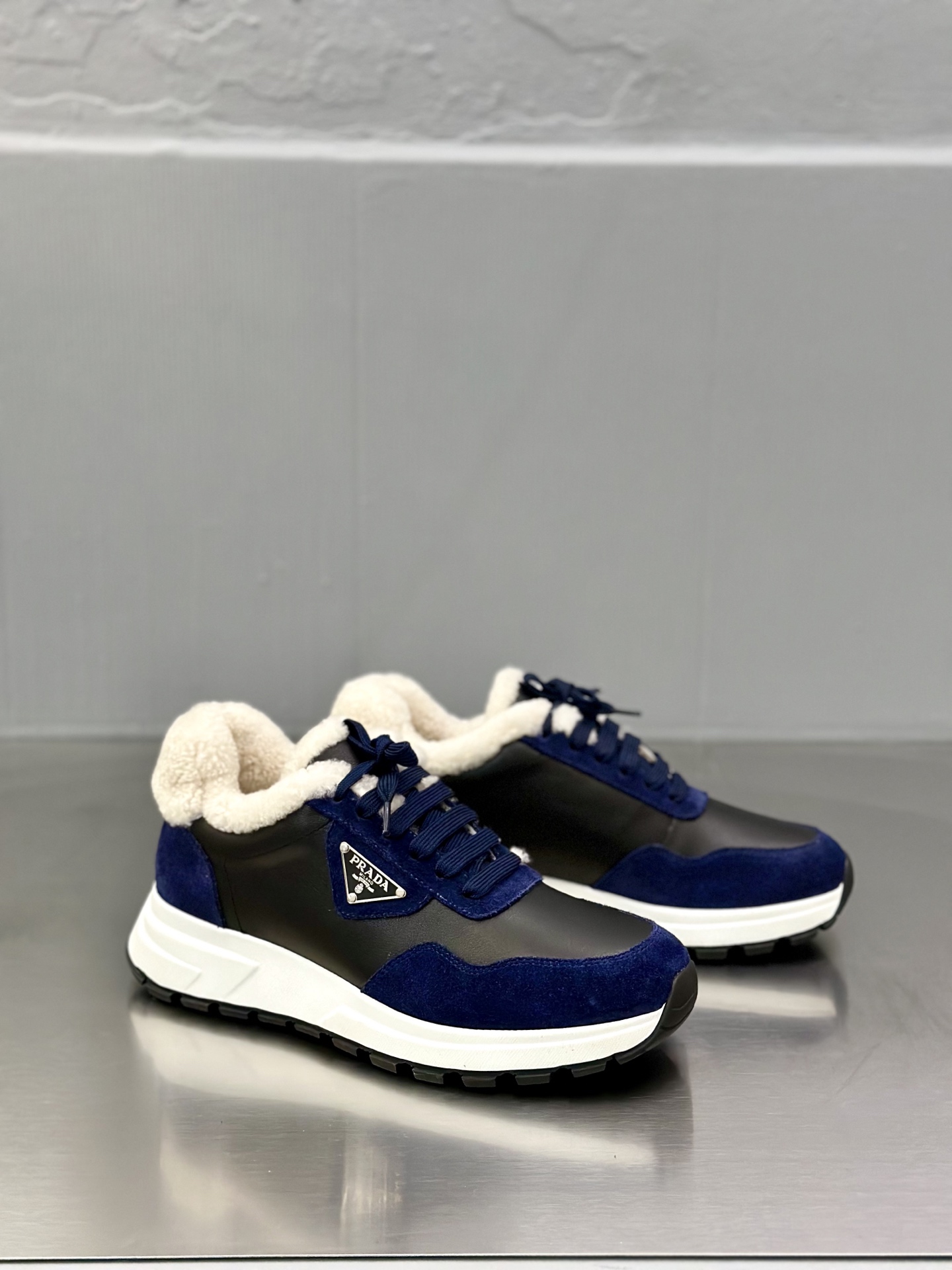 Prada 프라다 남성 운동화 스니커즈 신발
