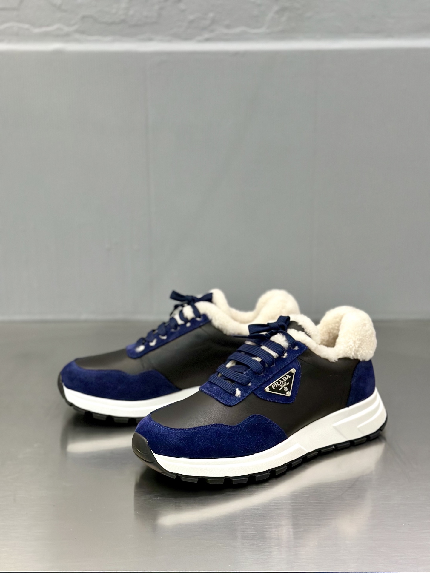 Prada 프라다 남성 운동화 스니커즈 신발