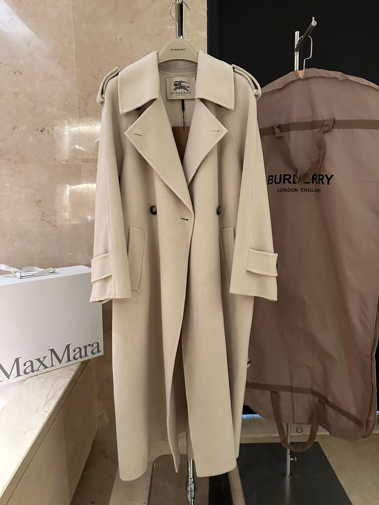 Burberry 버버리 트렌치 스타일 캐시미어 코트 의류