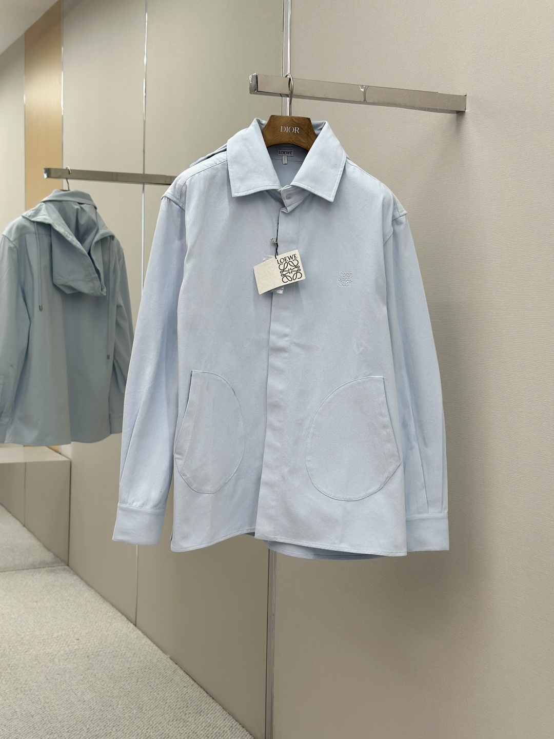 LOEWE 로에베 자수 로고 탈부착 후드 셔츠형 아우터 자켓 의류