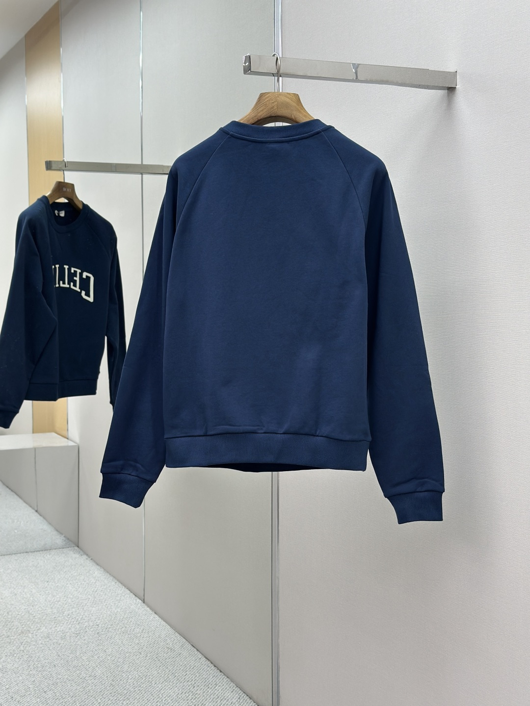 CELINE 셀린느 패치 자수 맨투맨 티셔츠 의류