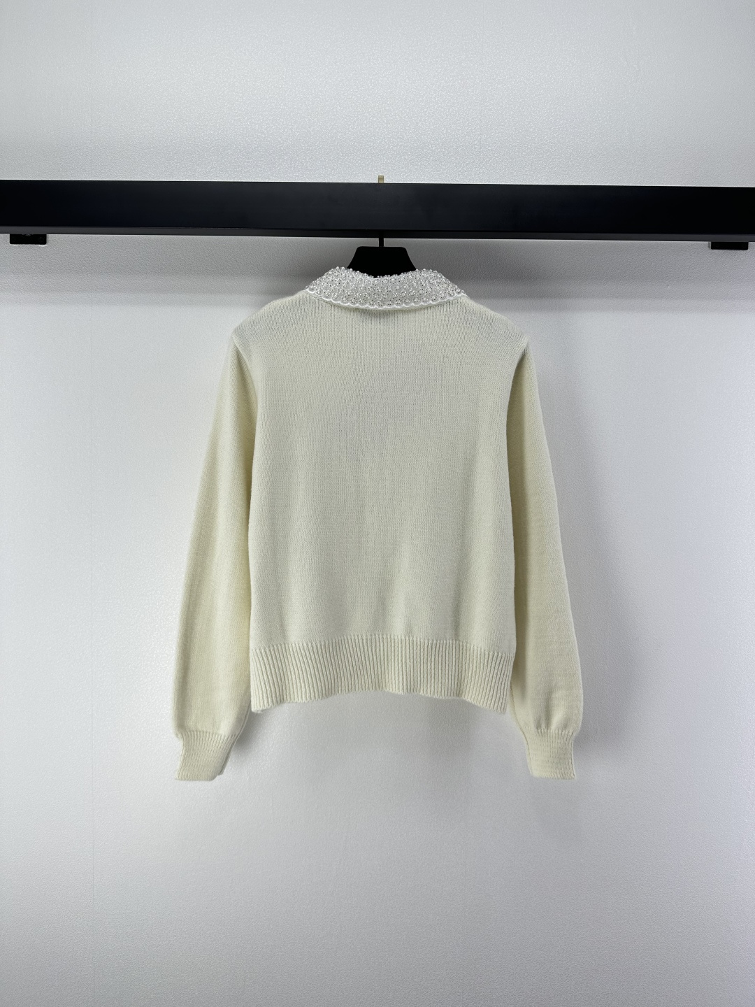 miumiu 미우미우 카라 진주 장식 니트 가디건 자켓 재킷 의류