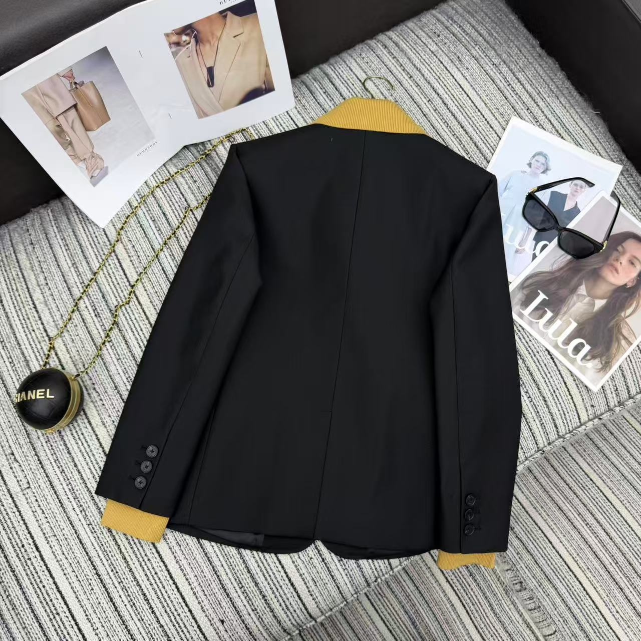 miumiu 미우미우 컬러 블록 리브드 칼라 블레이저 자켓 재킷 의류