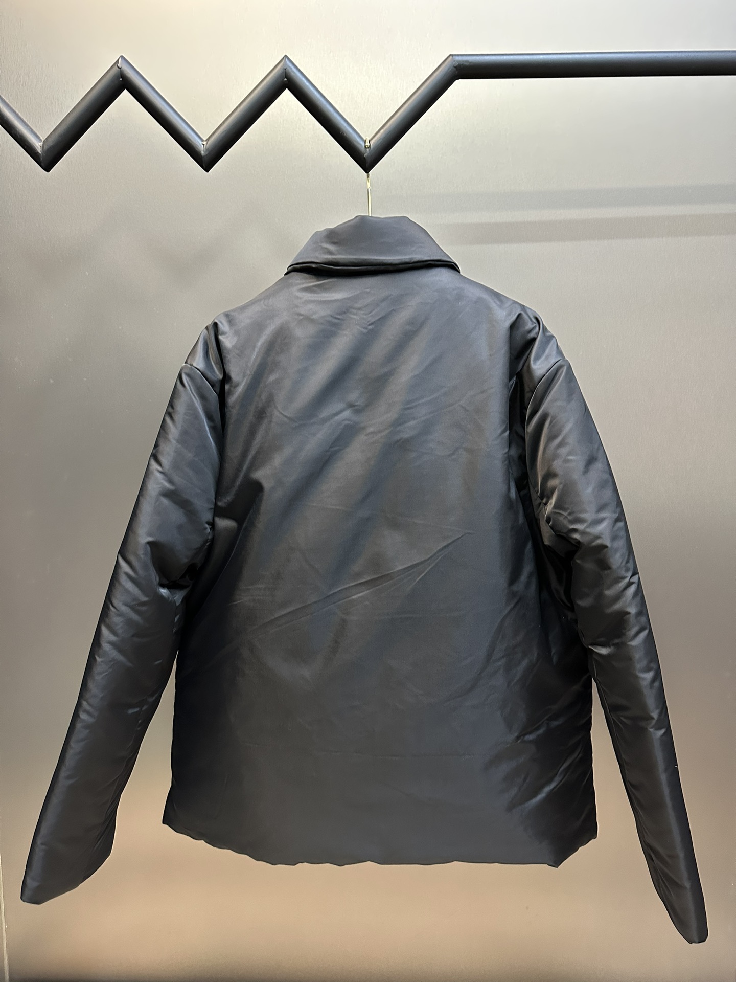 Prada 프라다 재생 나일론 다운 패딩 점퍼 자켓 재킷 의류