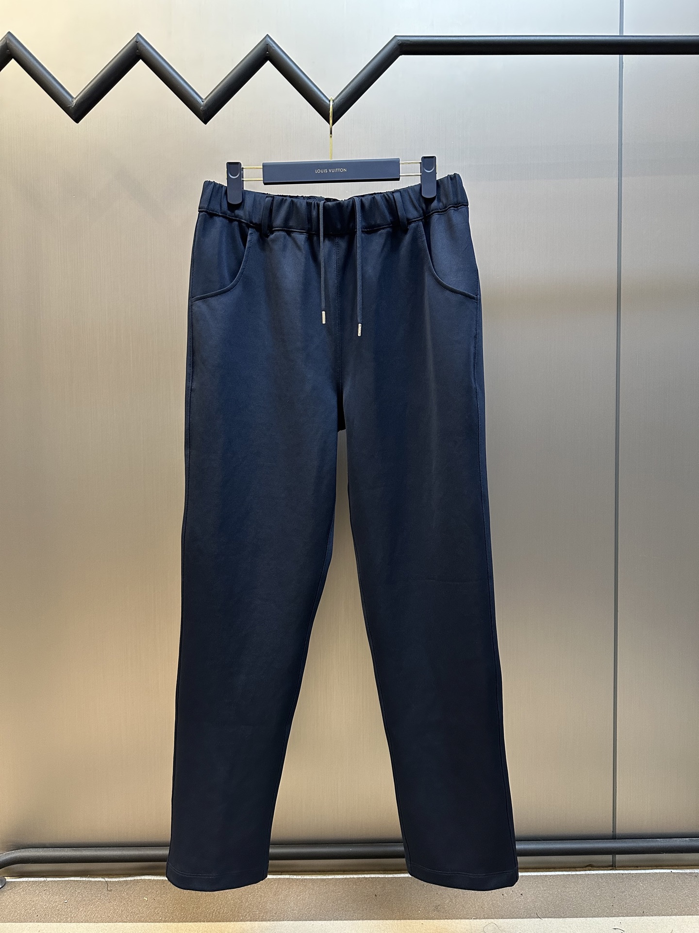 PRADA 프라다 직물 삼각 로고 팬츠 바지 의류