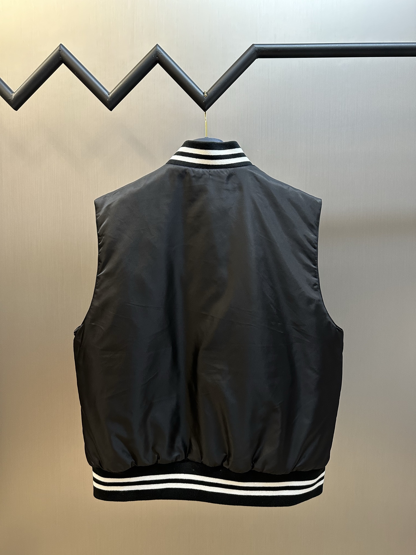 PRADA 프라다 로고 스트라이프 싱글 버튼 코튼 베스트 조끼 의류