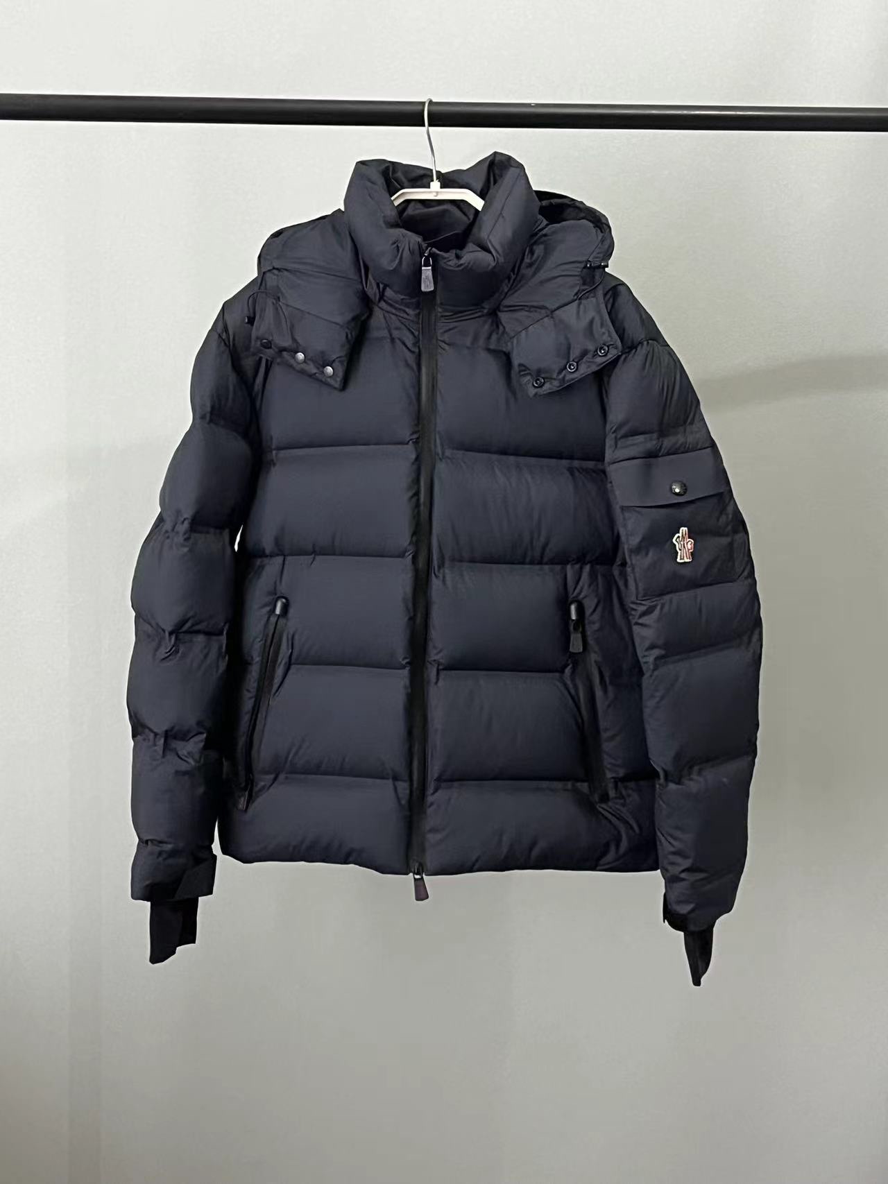 Moncler Grenoble 몽클레어 몽클레르 압축 방풍 다운 패딩 점퍼 의류