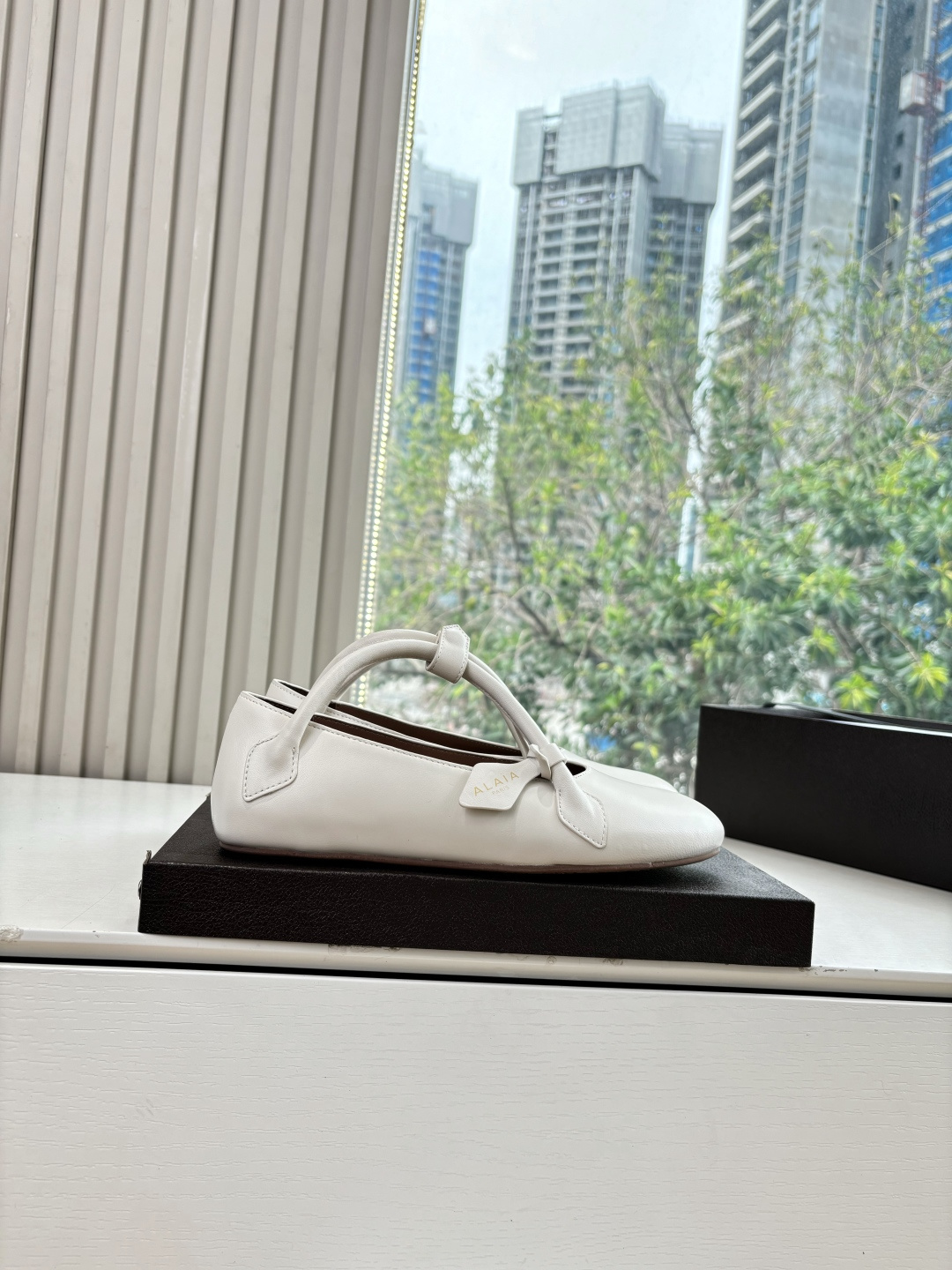 ALAIA 알라이아 팰랫 슈즈 신발